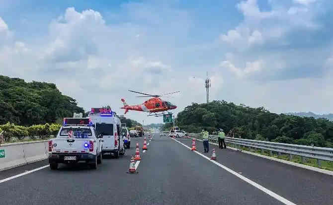 沐川高速公路汽车救援案例